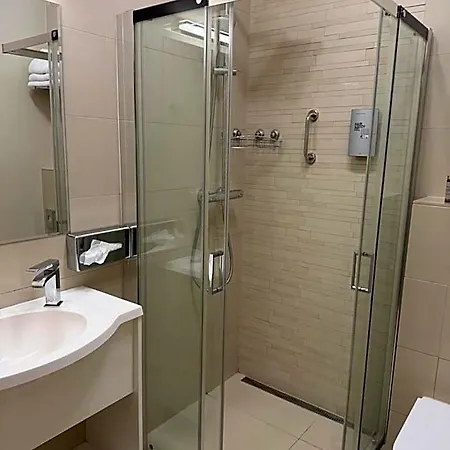 Inter 3* Bielany Wrocławskie